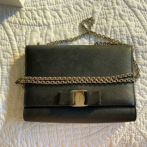 Salvatore Ferragamo Nero pebble calf crossbody
